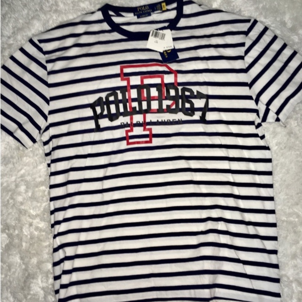 Ralph Lauren Polo Wht/ Blue
Stripe Mens Short Sleeve Crew SZ
Large